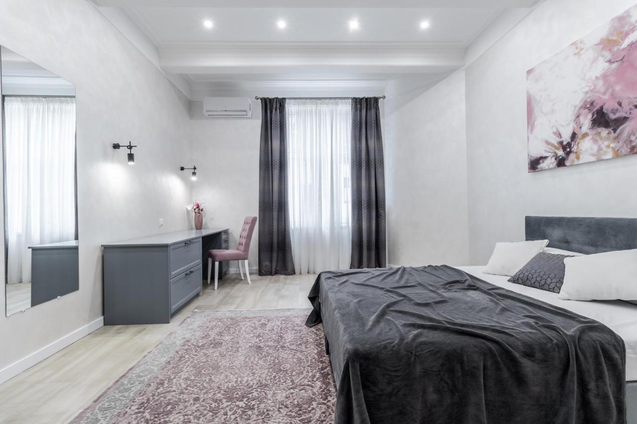 Inshiapartments On Lysenka Str Lviv Exterior photo